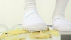 Banana Crush Asian Food Foot Crush 上履きフードクラッシュ