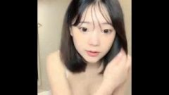 Extremely Pretty High College Chinese Whore Masturbation In Her Dormitory（5）